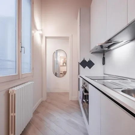 아파트 Molinari House Perla - Moderna In Centro - Free Ztl *