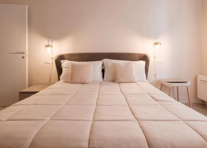 شقة Molinari House Perla - Moderna In Centro - Free Ztl مودينا