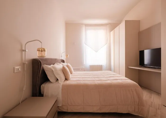 Molinari House Perla - Moderna In Centro - Free Ztl 公寓 摩德纳